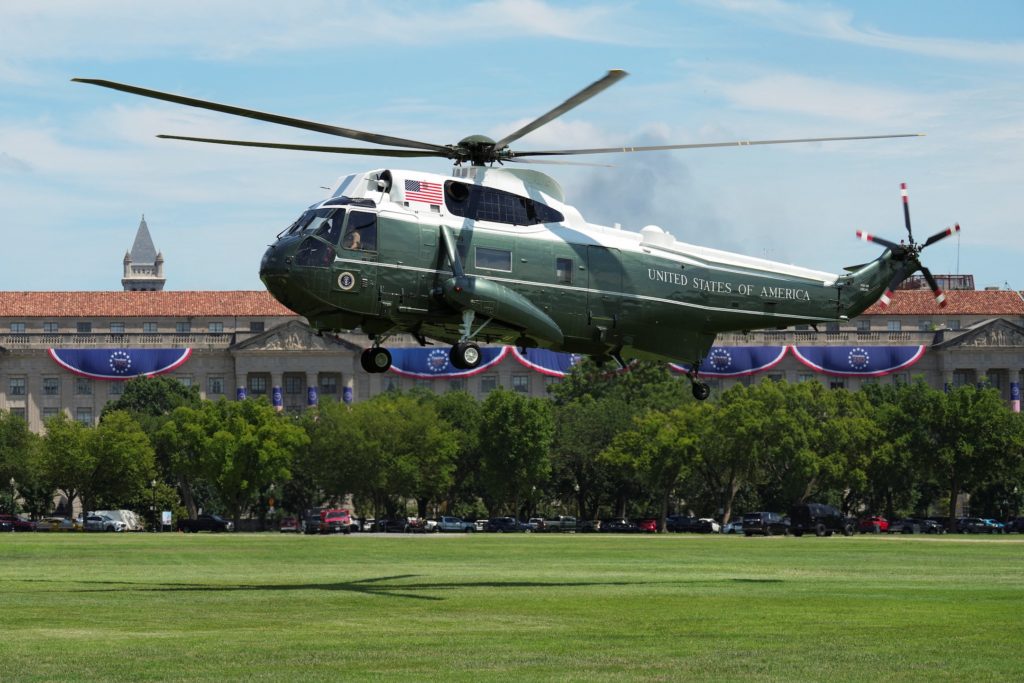 Source-feed image associated with Plane takeoff during Marine One flight renews concerns about D.C.'s busy airspace
