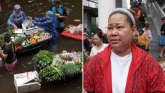 Image from linked report: Watch: Bangkok locals create floating market during floods