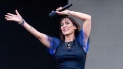 Source-feed image associated with Imbruglia 'so excited' about concert with Tom Jones