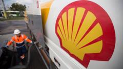 Source-feed image associated with Shell profits double as oil prices rise due to Iran war