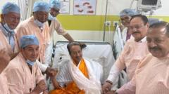 Source-feed image associated with India's 'cockroach' protesters hold talks with government as stalemate continues