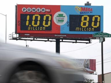 Source-feed image associated with Powerball player in Illinois wins $1 billion jackpot