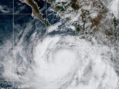 Image from linked report: Tropical Pacific moisture drenches central US as another Pacific hurricane forms