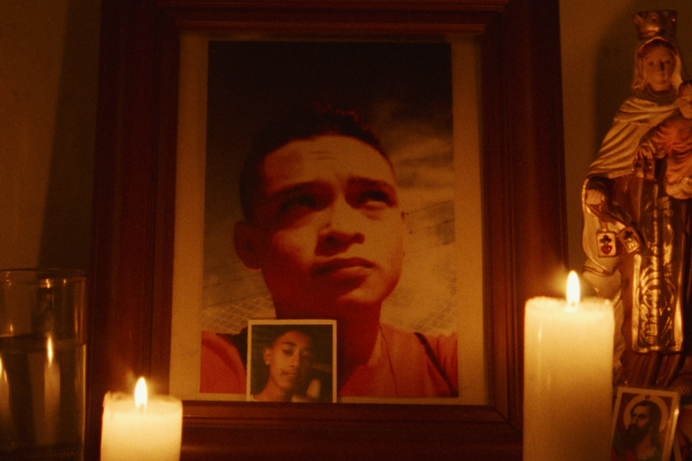 Source-feed image associated with ‘Five Years, Four Months’ Review: Moving Portrait of a Grieving Colombian Mother Demonstrates an Impressive Control of Tension