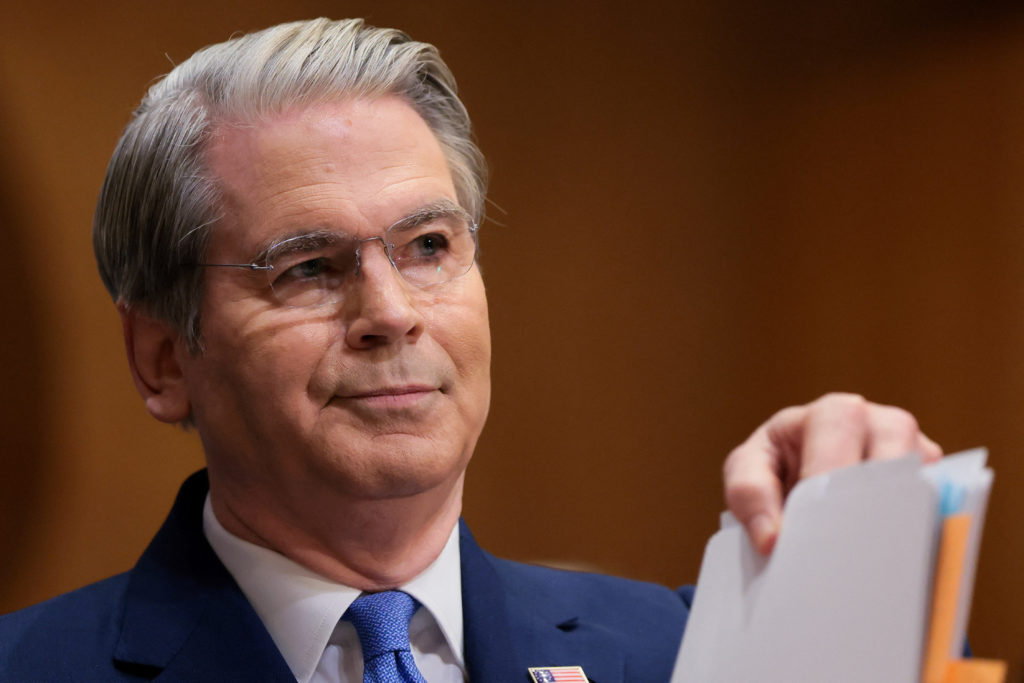 Source-feed image associated with Treasury warns banks of 'red flags' tied to customers in the U.S. illegally