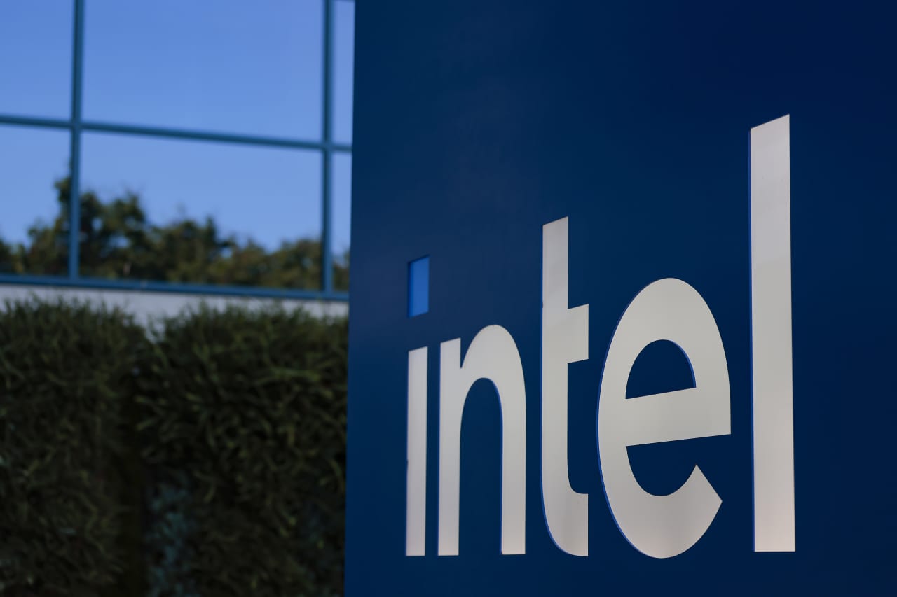 Source-feed image associated with Micron, Intel and other chip stocks are furthering their strong comebacks