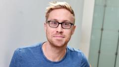 Source-feed image associated with Russell Howard 'devastated' after his baby son died shortly after birth