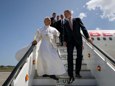 Source-feed image associated with Pope Leo XIV’s flight home from Spain was grounded so the king came to his aid
