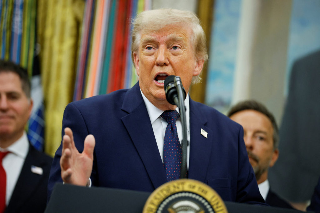 Source-feed image associated with WATCH: Trump promotes investment accounts for kids at Georgia high school