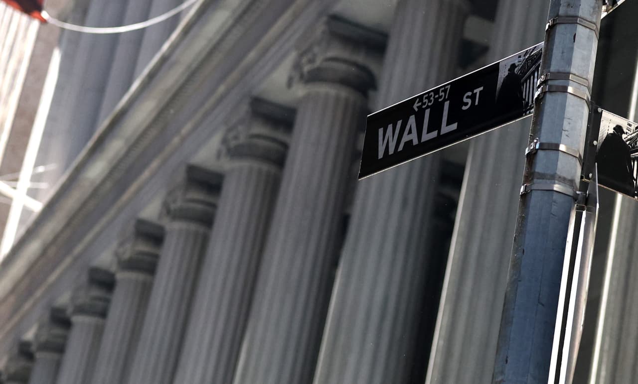 Image from linked report: HSBC addresses the concerns that are gripping the stock market — and dismisses most of them