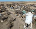 Source-feed image associated with Colorado declares town abandoned amid water and leadership crisis