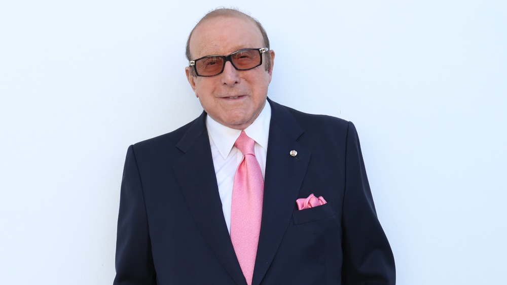 Source-feed image associated with Clive Davis, Grammy-Winning Record Producer and Music Executive, Dies at 94