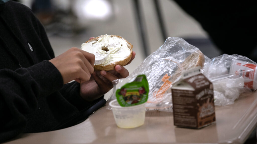Image from linked report: Forty percent of high school students report binge eating in new CDC survey