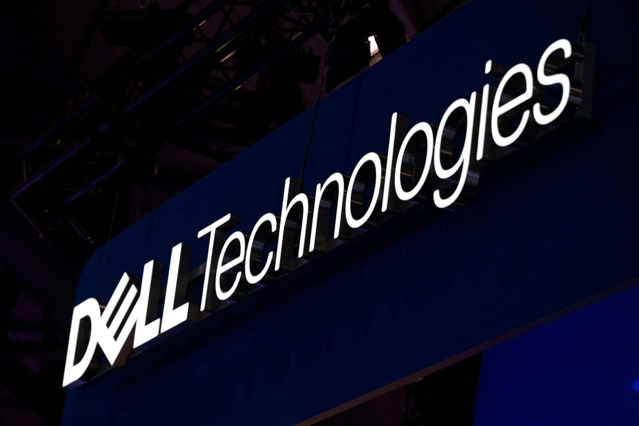Source-feed image associated with Dell stock soars toward another record high as the AI boom drives a big earnings beat