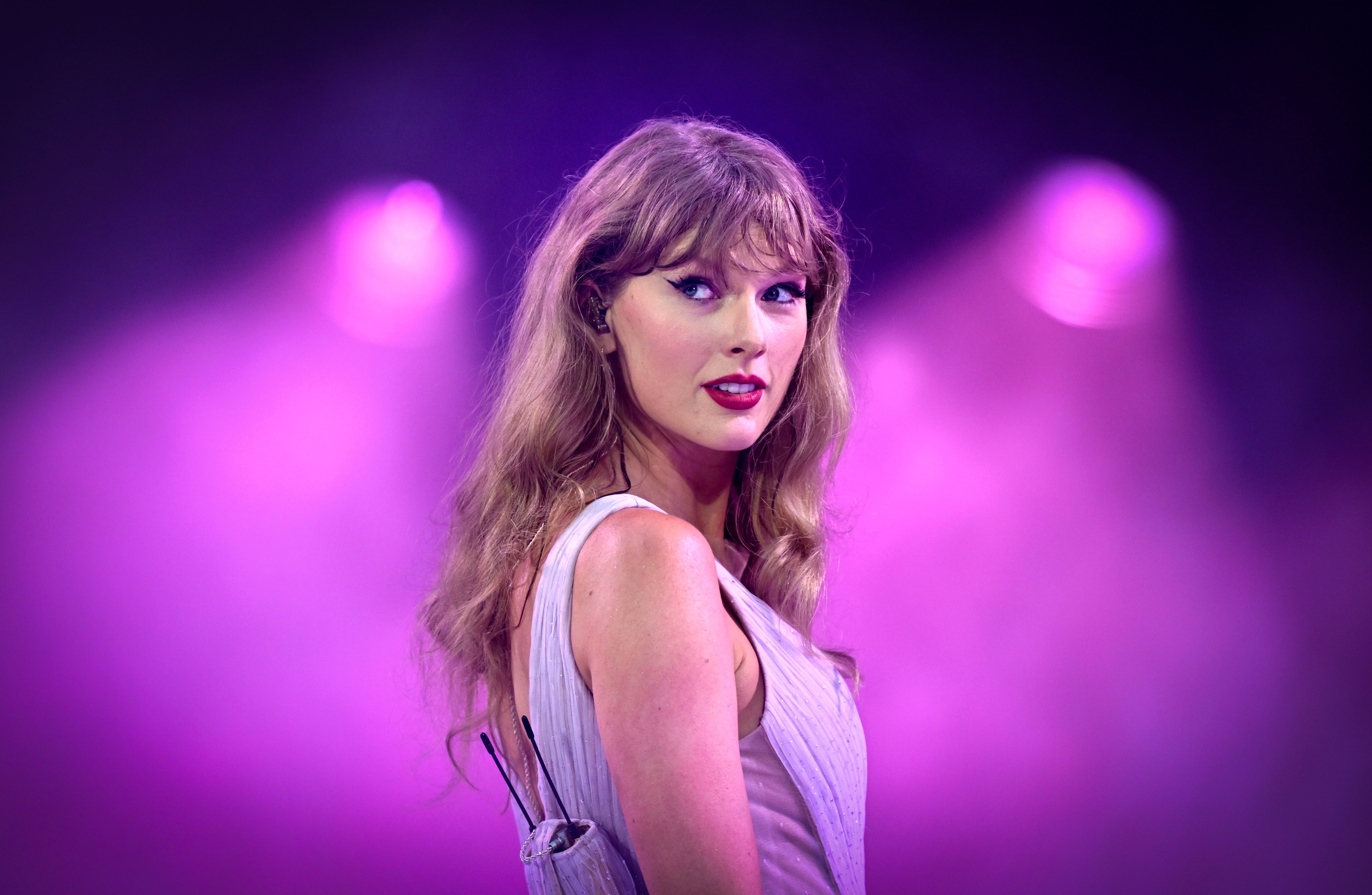 Source-feed image associated with Here Are Taylor Swift’s Best Beauty Looks—Which Will She Choose for Her Wedding?
