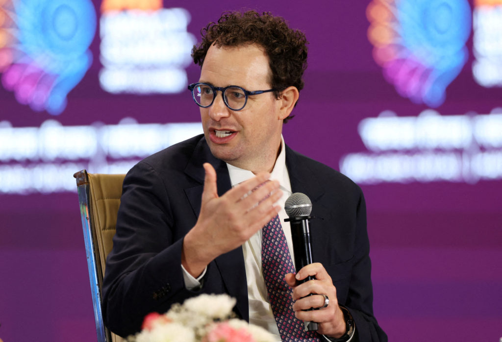 Source-feed image associated with Anthropic CEO says AI industry needs to give safety measures time to catch up