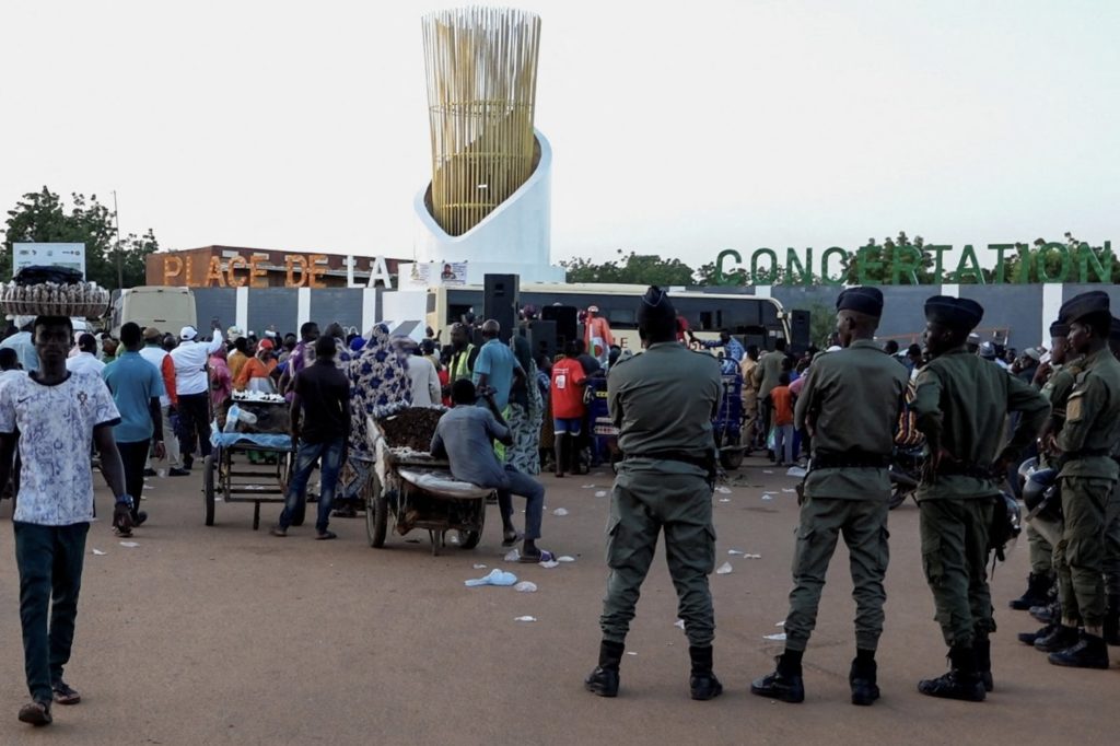 Source-feed image associated with Inside the 24-hour mutiny that threatened Niger's ruling junta
