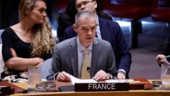 Source-feed image associated with US walks out of UN Security Council meeting during France's remarks