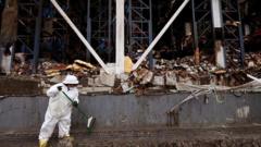 Source-feed image associated with An unbearable rotting stench is plaguing an LA neighbourhood