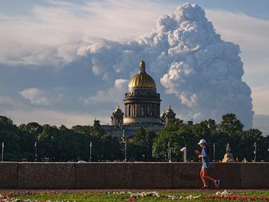 Source-feed image associated with Ukraine hits Russia's largest online marketplace, hurting small businesses and bringing the war home