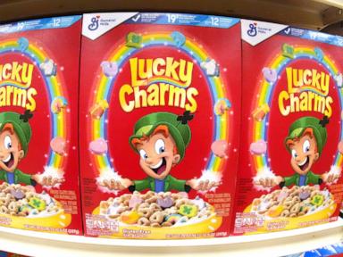 Source-feed image associated with Lucky Charms and Trix go au naturel as General Mills ditches artificial colors