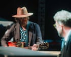 Source-feed image associated with Bon Dylan review – Justin Vernon’s Bob Dylan covers set brings magic to Wisconsin