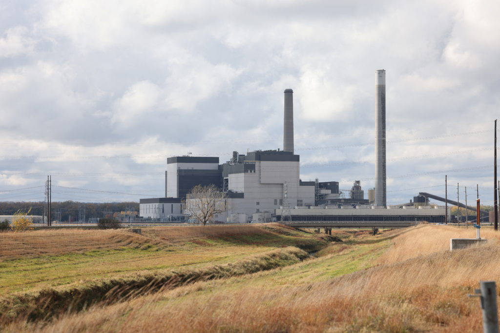 Source-feed image associated with EPA repeals limits on greenhouse gas emissions from power plants