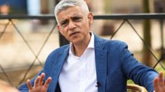 Source-feed image associated with London mayor says conviction for untaxed car was due to a scam