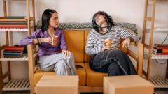 Source-feed image associated with Borrowers expecting mortgage rates to drop have hopes dashed