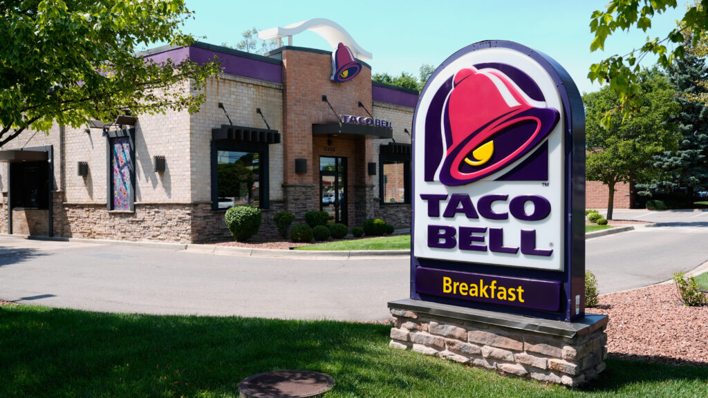Source-feed image associated with Lettuce at Taco Bell in five states confirmed as a source of diarrhea-causing parasite