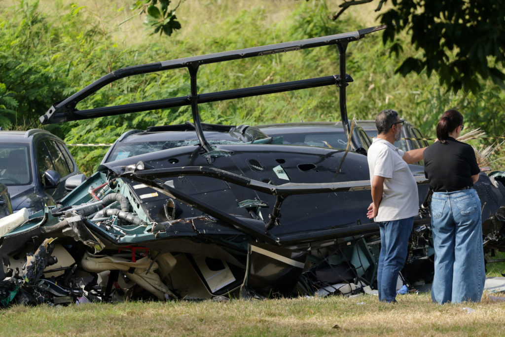 Source-feed image associated with 6 killed after 2 helicopters collide over Rio de Janeiro, singer Oliver Tree on passenger list