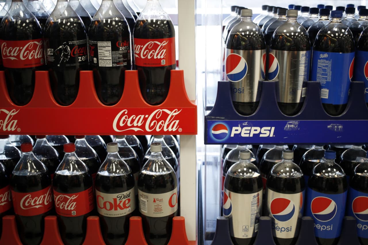 Image from linked report: Pepsi loses more ground in the soda wars, as KFC switches to Coke