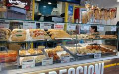 Source-feed image associated with Pizza, pasta, potatoes, protein - how Italian children became so overweight