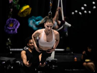 Source-feed image associated with South Africa circus lifts poor young performers into the spotlight