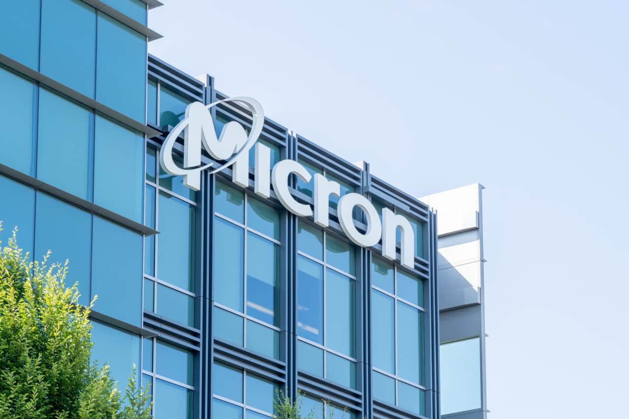 Source-feed image associated with Micron’s stock momentum builds as the company inks a new Anthropic partnership