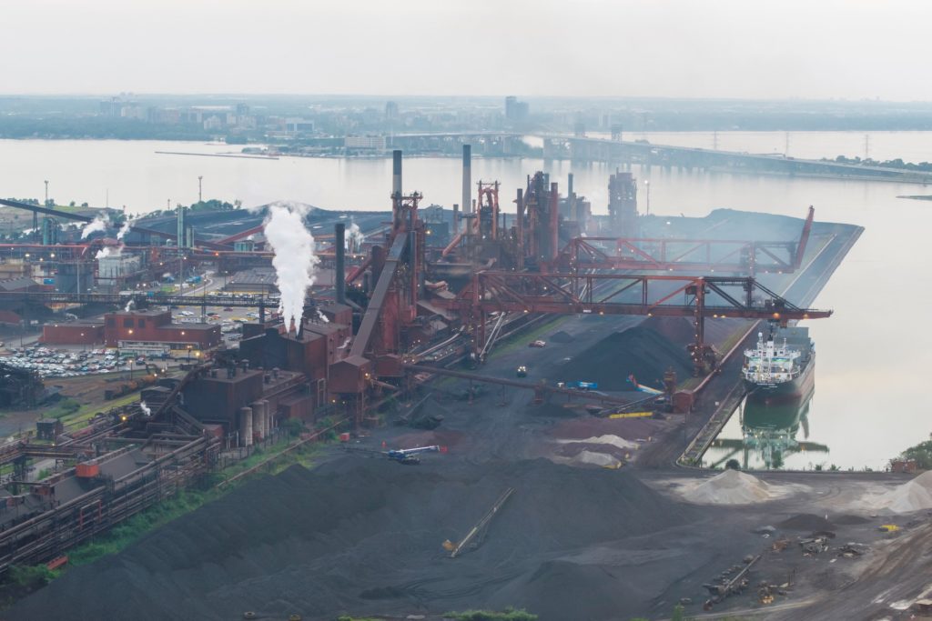 Source-feed image associated with Canada retaliates with tariffs against U.S. as relations deteriorate