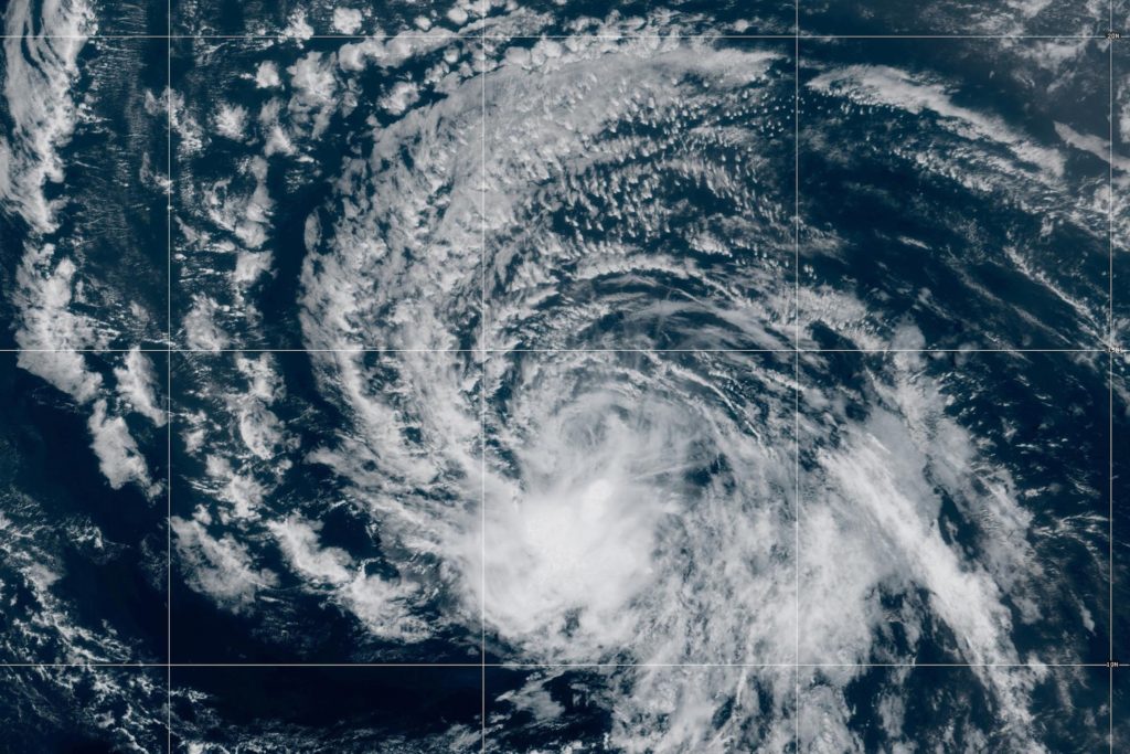 Source-feed image associated with How a super El Ni&ntilde;o is fueling extreme weather patterns