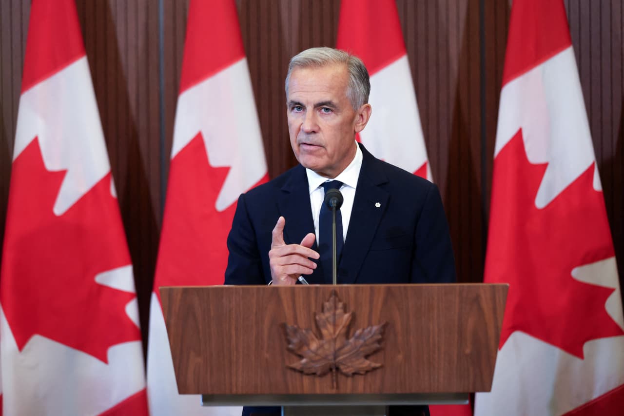 Source-feed image associated with Canada announces retaliatory tariffs on U.S. goods after trade talks break down