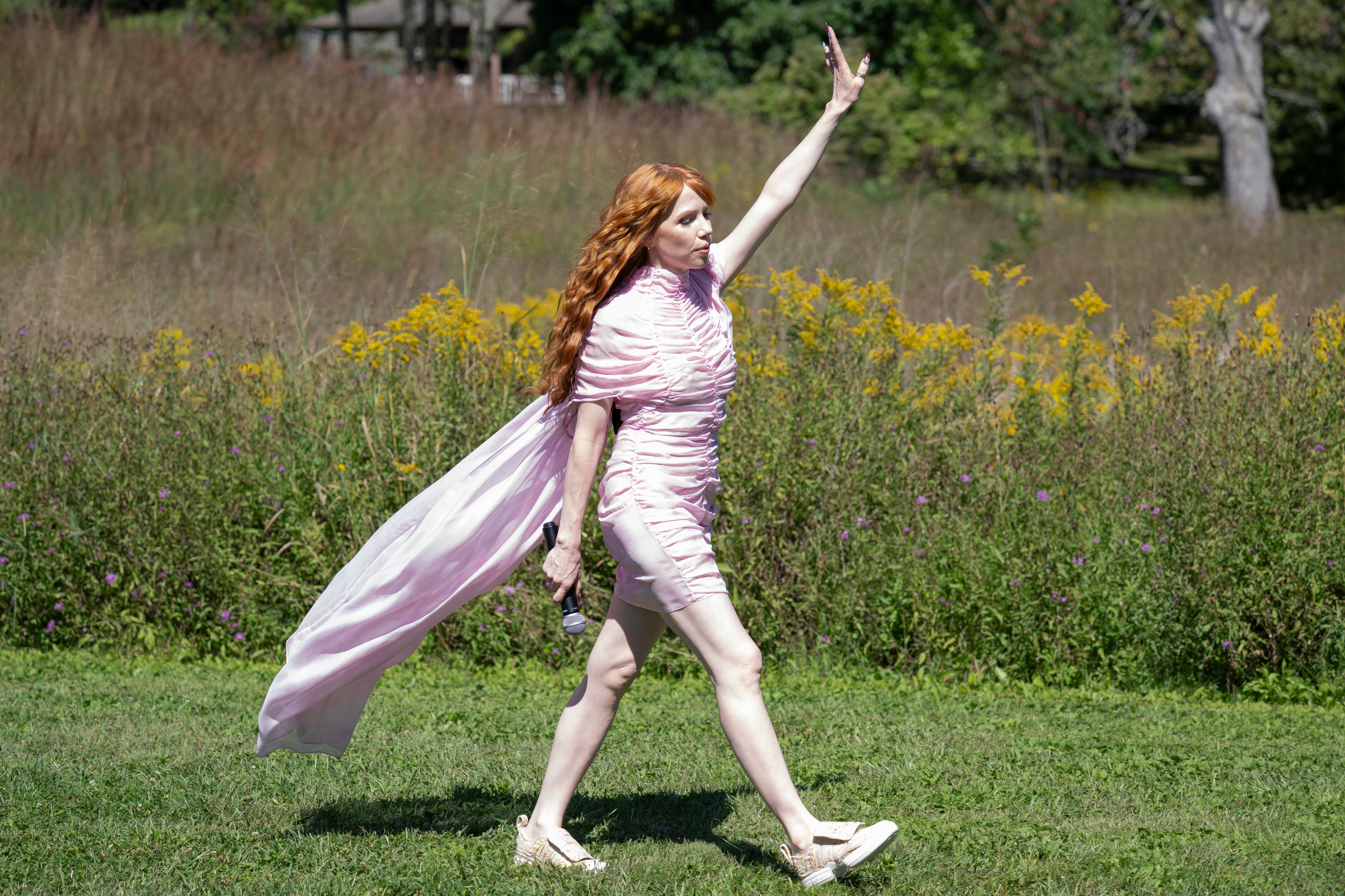 Image from linked report: Carly Rae Jepsen Unveils Day and Night B-Sides