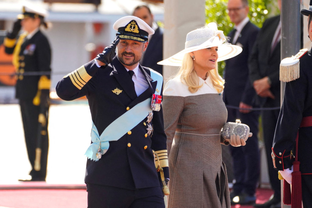 Source-feed image associated with Norway's crown prince becomes King Haakon VIII after his father's death