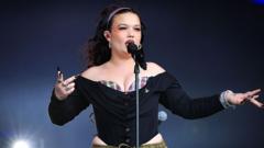 Image from linked report: Singer Lola Young says vaping has made breathing feel like a 'chore'