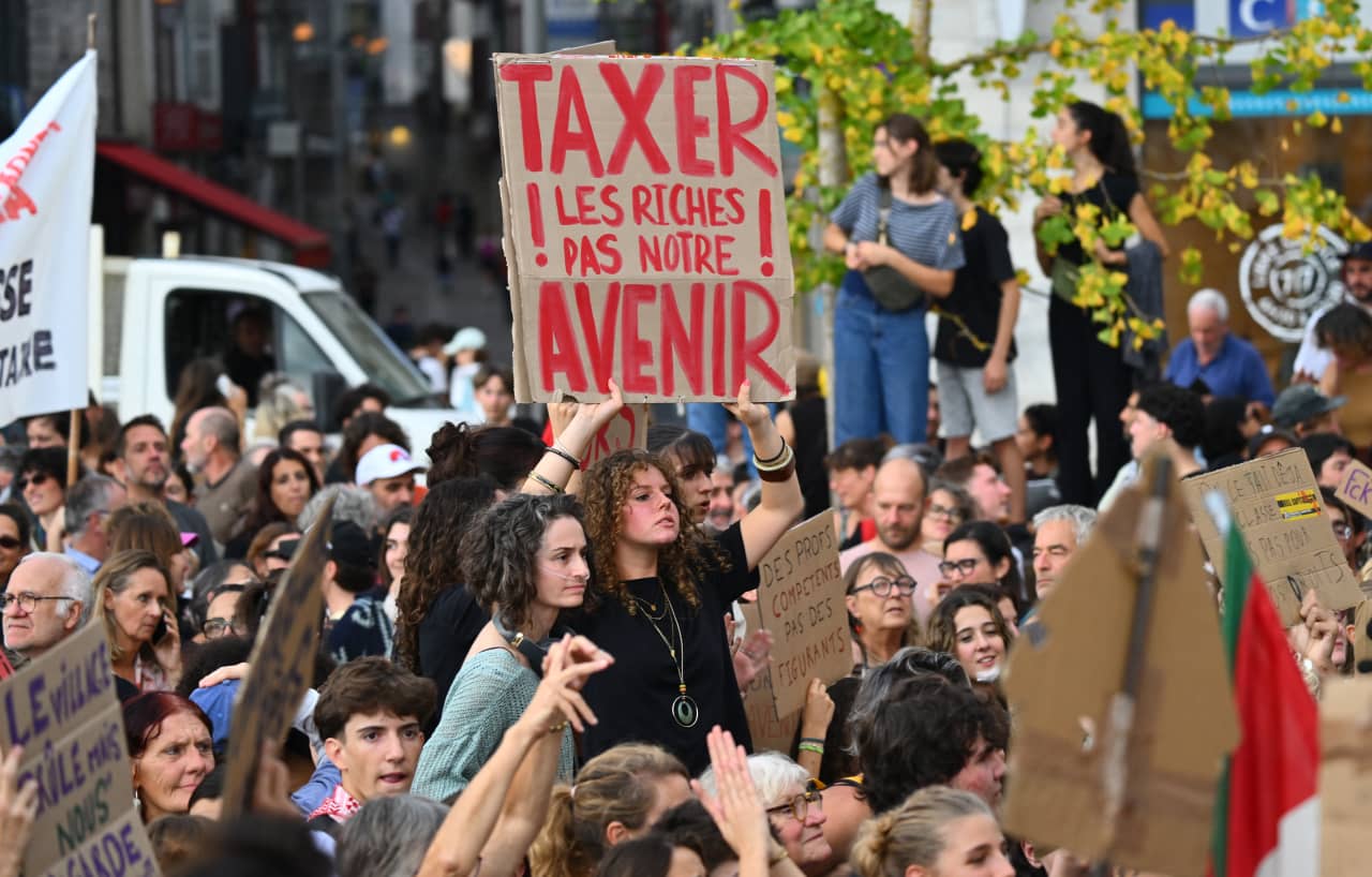 Image from linked report: French bonds are suffering through their worst decade since 1803 — and investors are bracing for more pain