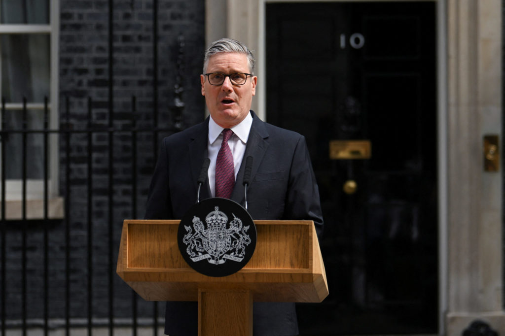 Source-feed image associated with Starmer resigns as UK's prime minister, succumbing to political pressure