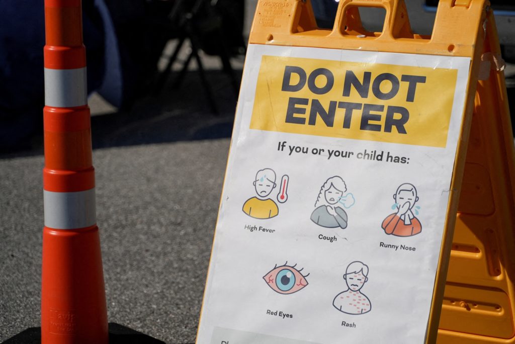 Source-feed image associated with Pediatrician says RFK Jr. sowing doubt about measles-associated deaths