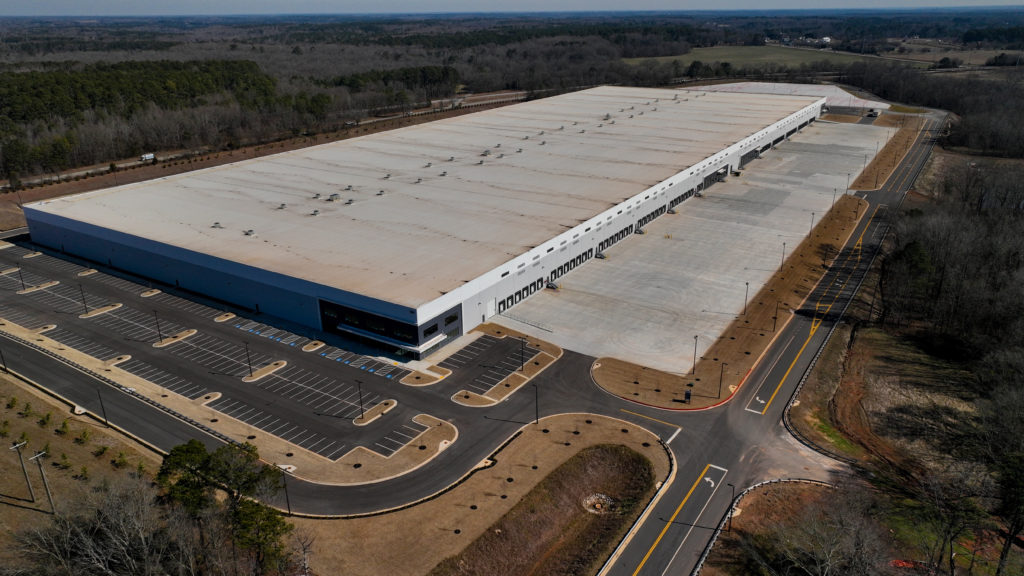 Source-feed image associated with Federal officials plan to offload some warehouses purchased for immigrant detention