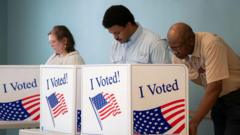 Source-feed image associated with Republicans in South Carolina defy Trump to reject voting map changes