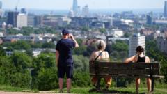 Source-feed image associated with Another UK heatwave looms after cooler end to weekend