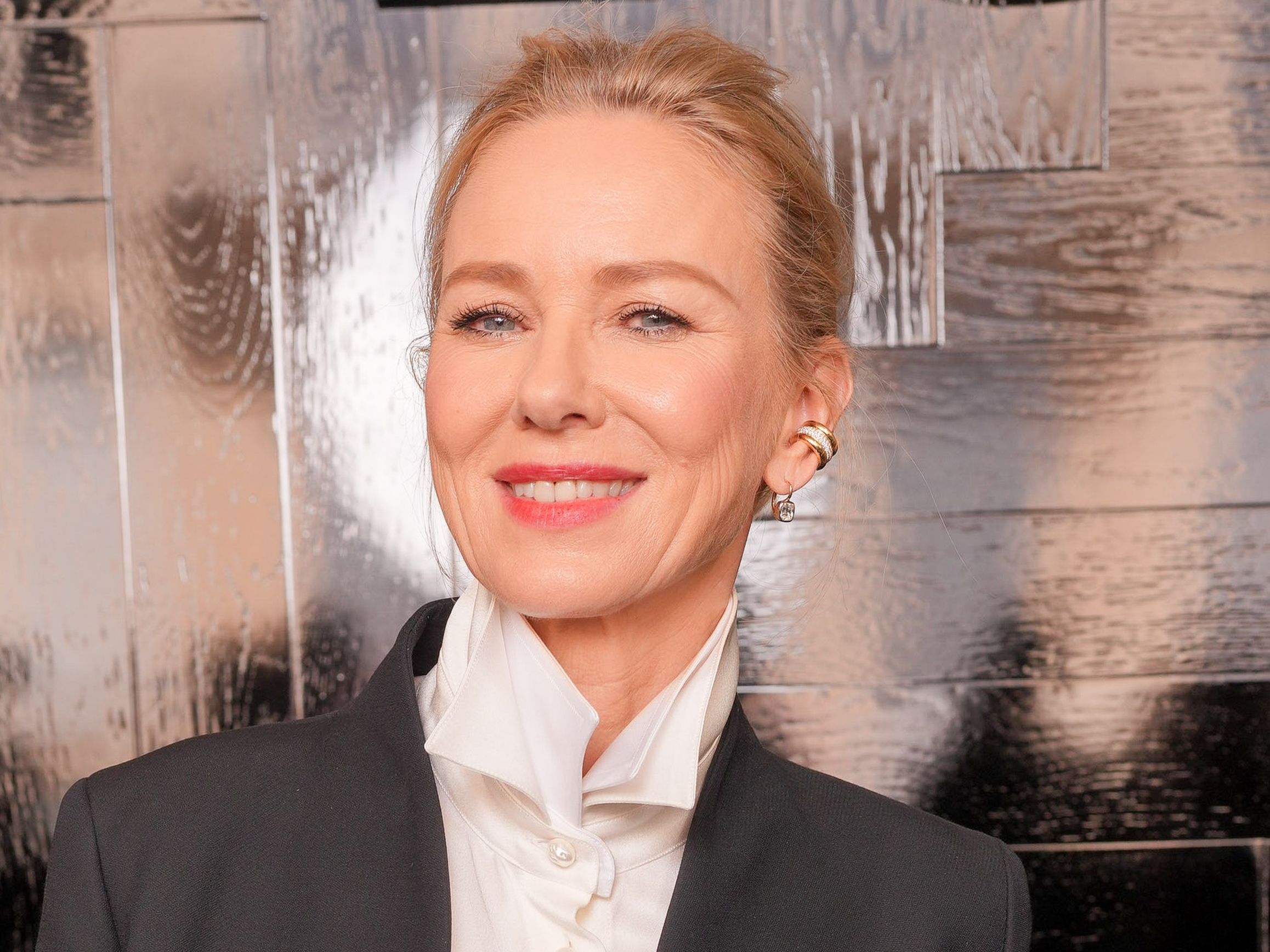 Source-feed image associated with Naomi Watts’s Blurred Lip Proves the Trend Works at Every Age