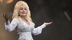 Image from linked report: Dolly Parton sings Jolene in Welsh in recording released after her death