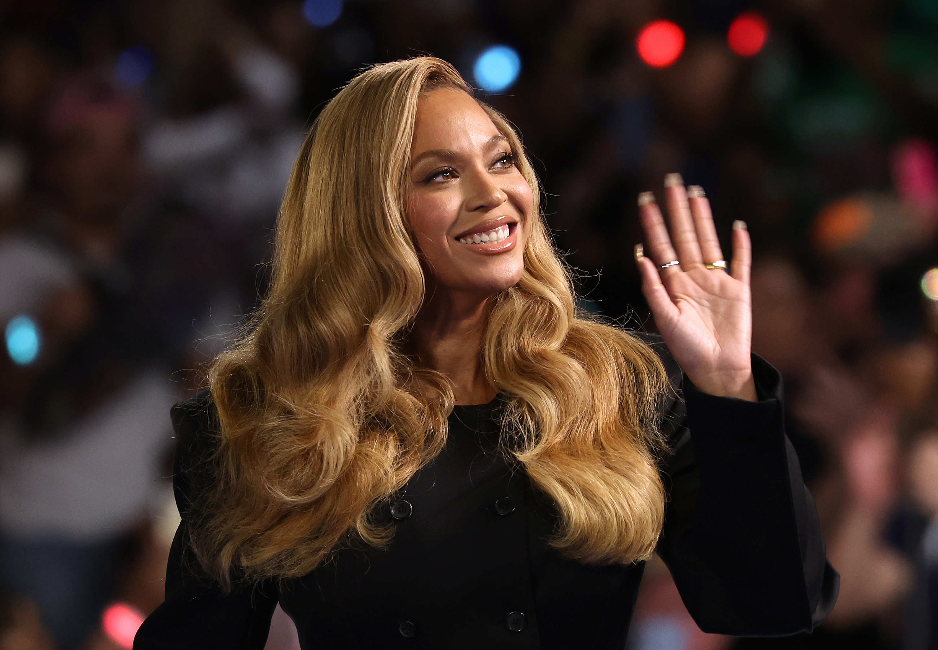 Source-feed image associated with Beyoncé Drops Unreleased Song ‘Morning Dew (Donk)’ Ahead of ‘B’Day’ 20th Anniversary Reissue